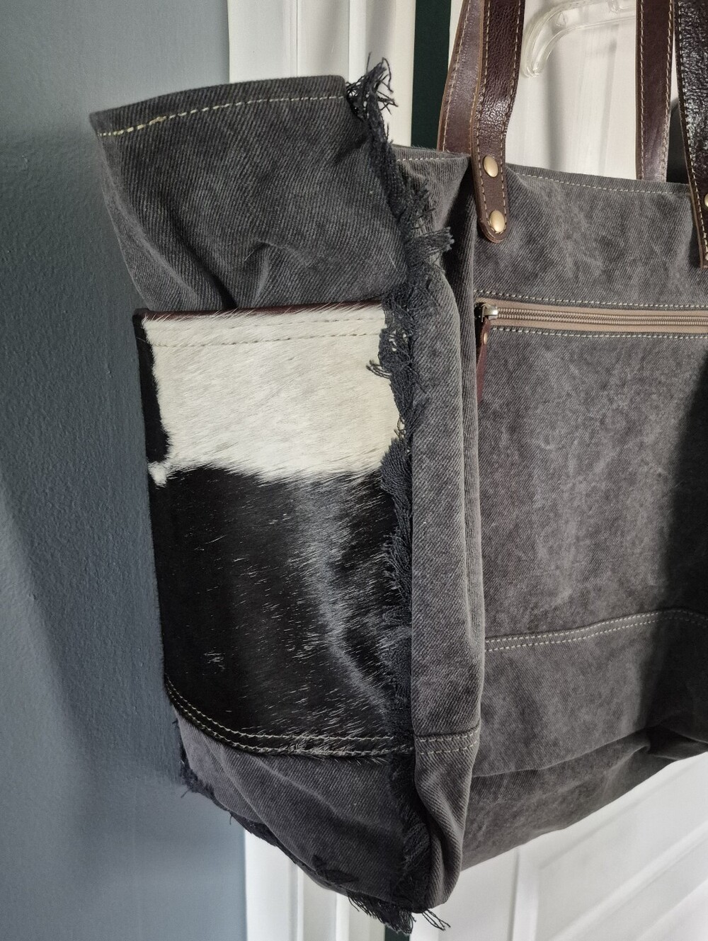 Myra Cartwright Hand-Tooled Bag - Picture 8 of 9